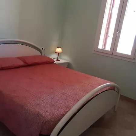 Semesterbostad Casa Beccaria *